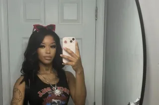 IM YOUR GODDESS 👑 AND YOU SERV... - Image 1