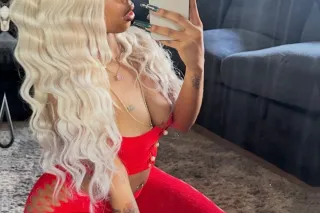 Wet Creamy Latina - Image 6