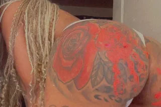 SLIPPERY WHEN WET REAL LIFE WA... - Image 4