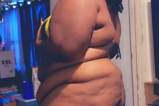 NEW BIG JUICY and WET bbw near you - Image 9