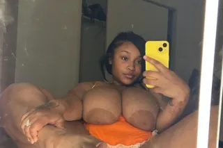 💜 Juicy Chocolate BBW✨𝐒𝐭𝐮𝐧𝐧𝐢𝐧𝐠 𝙱𝙾𝙼𝙱𝚂𝙷𝙴𝙻𝙻🔥DEPOSIT MUST🔥🍒Also Sell Video✨ - Image 5