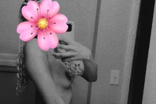 pretty juicy creamy 💦🍑 girl re... - Image 4