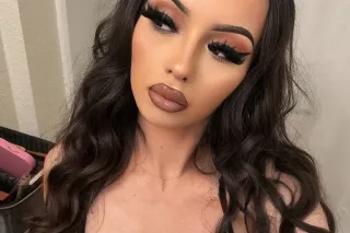 pretty n petite - 22 - Image 2