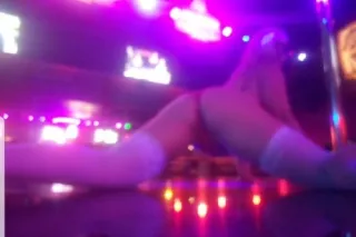 in town for the day - 25 - Image 2