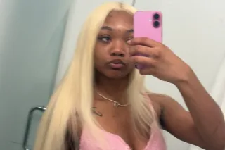 YOUNG TIGHT PUSSY AVAILBLE NOW... - Image 2