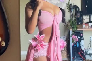 in town for the weekend✨ - 28 - Image 1