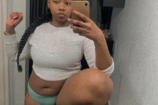 💯LETS FUCK❤TRUCK DRIVER FRIEND... - Image 2