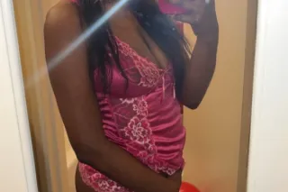 YOUNG WET &TASTEE - Image 6