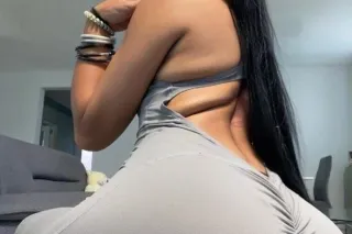 Sweet & Real 29 y/o 💕 Looking ... - Image 2