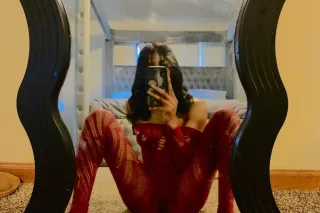 Pretty Petite Dreamgirl 💦 - Image 5