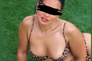 Multiple HOT Ladies - Image 4