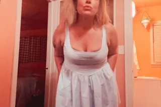 Dick-hungry Milf w Pretty Titties Velvet Mouth - Well-reviewed Curvy Lil Freak Back in DFW - Image 5