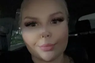 Natural Blonde BBW (threesomes available) - Image 4