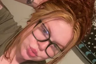 curvy redhair girl to rock you... - Image 2