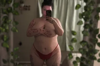 100 QV sexy thick and tatted -... - Image 4