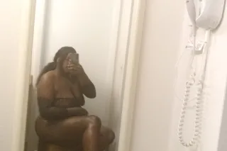 LOVELY LITTLE SLUT COME FUCK M... - Image 1