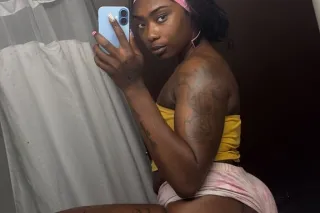 CLEAN&GROOMED 🫧 FAT 👅GUSHY KITTY 💦🤤DEEP THROAT GOAT 🥵BACKSHOT CONNOISSEUR🍫 CUM 🤗PLAY WITH A FINE👅 BLACK ASIANN BARBIE 💕OUT OF TOWN BADDIE 😍 CLASSY 📚🤓 But NASTY 💦👅 ( verification & deposit required ) - Image 3