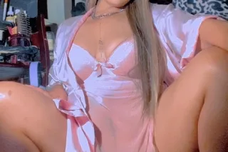 slippery when wet 💦👅cum drown ... - Image 1