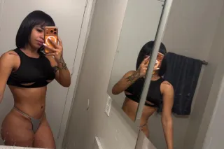 Sofia - 21 - Image 1