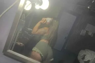 WEEKEND SPECIAL - 26 - Image 3