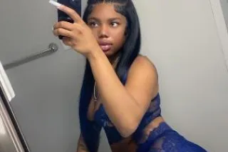 CALI GIRL ....2 girl specials Available Hosting NEAR SPARTANBURG , OUTCALLS AVAILABLE YOUNG 😍WET💦 WARM - Image 2