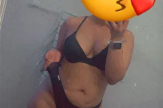 CALLING ALL BBC SUGA DADDIES 😘... - Image 2