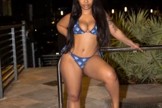 🥂𝖨𝗇𝖽𝗎𝗅𝗀𝖾 𝗂𝗇 Elegance 𝗐𝗂𝗍𝗁 𝖧𝖺𝗓𝖾... - Image 2