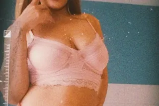 😘 gentlemen if you have Exquis... - Image 2