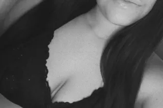 looking for a easter date - Image 5