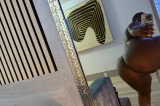 INCALLS/OUTCALLS 👅🍆🍑💦 - Image 8