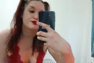 Sexy redhead european curvy op... - Image 1