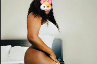 SEXY LATINA CON CULO GRANDE Y ... - Image 2