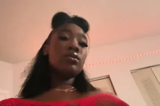 island babe🇯🇲💦 Doing Head meet... - Image 1