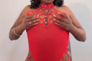 Hey guys. I'm Jade. Your all n... - Image 3