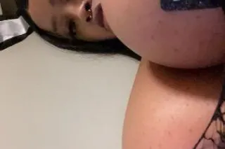 HERE FOR A COUPLE DAYS!! 😩 REA... - Image 2