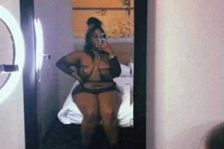 🆘🆘 CHOCOLATE THICK GUARANTEED TO MAKE YOU CUM QUICK SWEETS🍭! ✅ ASK ABOUT THIS SWEETNESS YOU CAN RECIEVE 🤭🫵🏾 - Image 1