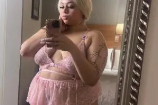 Come Have Some Fun With Bella - Image 6