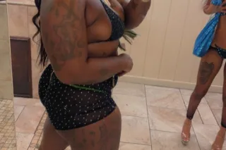 In Your City 😮‍💨👅 - 26 - Image 3