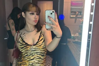 EASY TO WORK WITH 2 GIRL !! - ... - Image 1