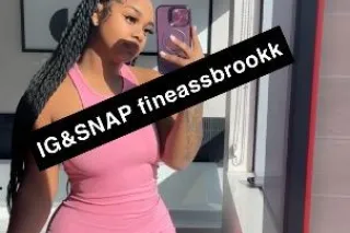 ✨NEW IN TOWN✨ Beautiful BROOKLYN 💐 DOM - Image 7