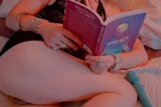 Lunch 🥪 is served 🍓🥂 WET LIPS ... - Image 3