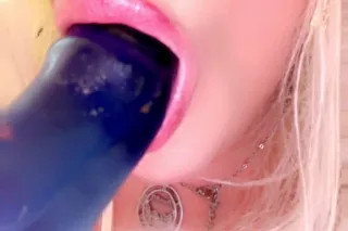 🍀Busty Blonde Milf ❤ I 🩷 CuM‼ Available Now💦💦🔥 - Image 8