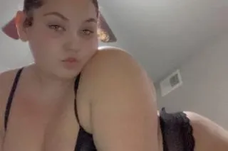 HERE FOR THE HOLIDAY WEEK ONLY🤪 - Image 6