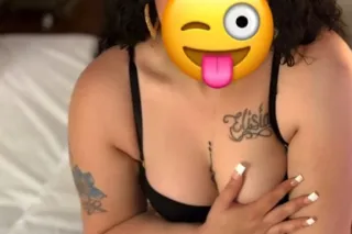 Roses Are Red And I Give The B... - Image 3