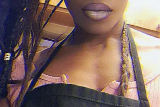 Sweet & Flirty Companion • Goo... - Image 3