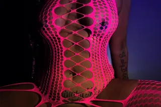 vera lynn available tonight an... - Image 2