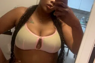 2 Girls 🕹💕📻 BEST OF BOTH WORLDS 🌎 ❄☃💲TIGHEST💦IN TOWN🛣🍬🍰Exotic BBW Princesses👸🏽✨ - Image 5