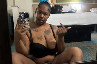 NEED 2 SNEAK AWAY🤭🤫🫢LETS SNEAK AROUND🤫🫟🤹🏽♂ 💦💦🥜READ AD PICK YA ☠poison N 📲💦🥜👅 LOUISIANA BEST🍆🥜😈 - Image 6