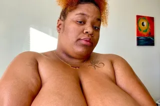 BBW🍑Lover Come See What We Get Up🍒 Your Favorite Fatish Princess Available💅 Dirty mind🤍 Teasing u one naughty thought at a time💕 Come closer... if you dare🔥 Spoil me or stay useless💸✨ 💋 - Image 5