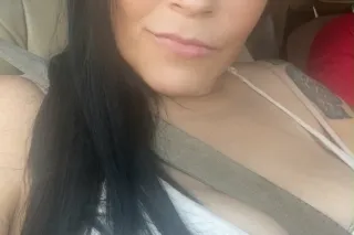 Incall Available South Mpls!! Available Now come spend some time with me! Sexy Horny Lil Milf ready to play💋 - Image 8